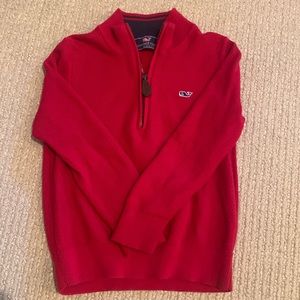 Vineyard Vines classic quarter zip sweater perfect for the holidays!